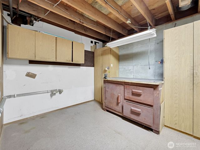 455 Seneca Avenue NW, Renton, WA 98057