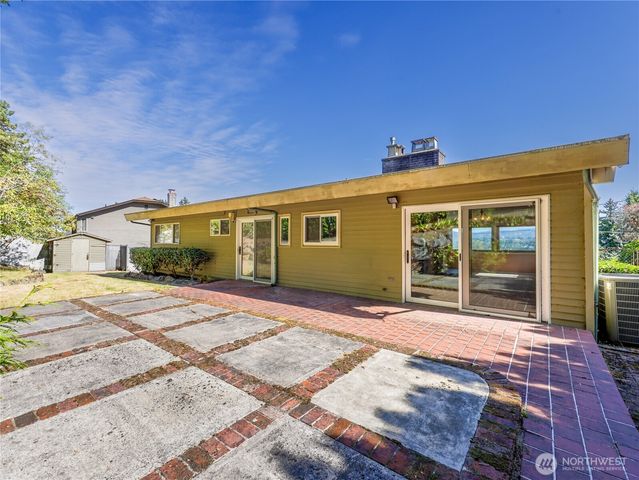 455 Seneca Avenue NW, Renton, WA 98057