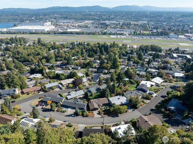 455 Seneca Avenue NW, Renton, WA 98057