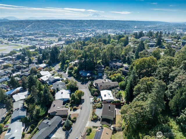 455 Seneca Avenue NW, Renton, WA 98057