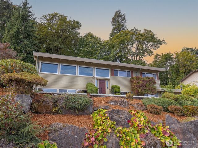 455 Seneca Avenue NW, Renton, WA 98057