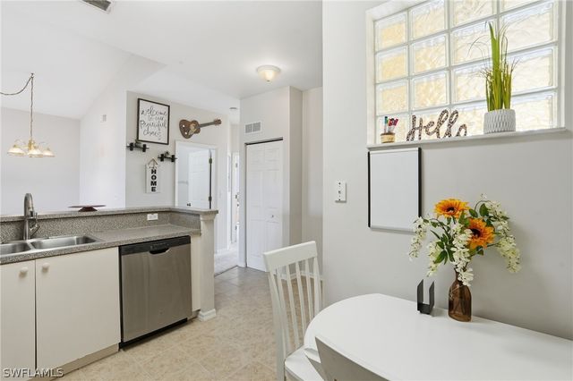 4117 Bellasol CIR 124, Fort Myers, FL 33916
