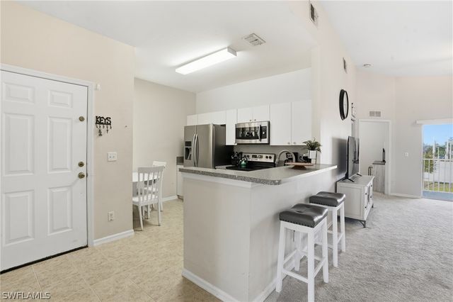 4117 Bellasol CIR 124, Fort Myers, FL 33916