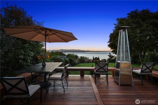 2171 Sunset Avenue SW, Seattle, WA 98116