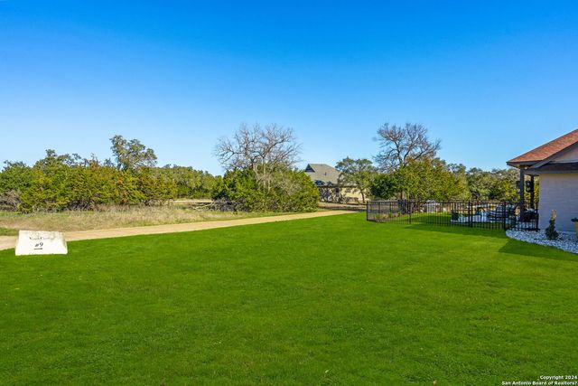 101 E Eli Chandler, Blanco, TX 78606