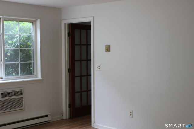 123 Mark Lane Lane 2, Waterbury, CT 06704