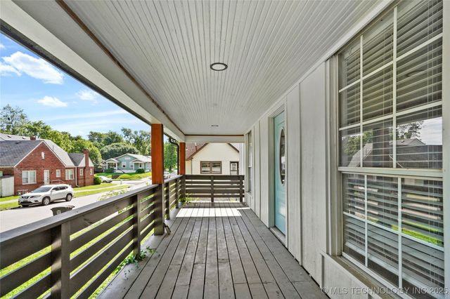 2052 E 12th Place, Tulsa, OK 74104