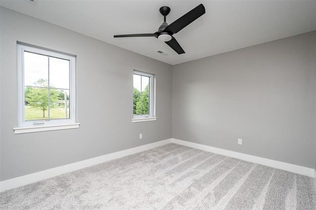 3073 Ridgeview Circle, Coralville, IA 52241