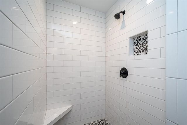 3073 Ridgeview Circle, Coralville, IA 52241