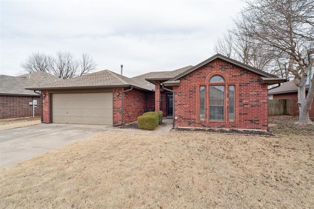 939 W Ridgehaven Way, Mustang, OK 73064