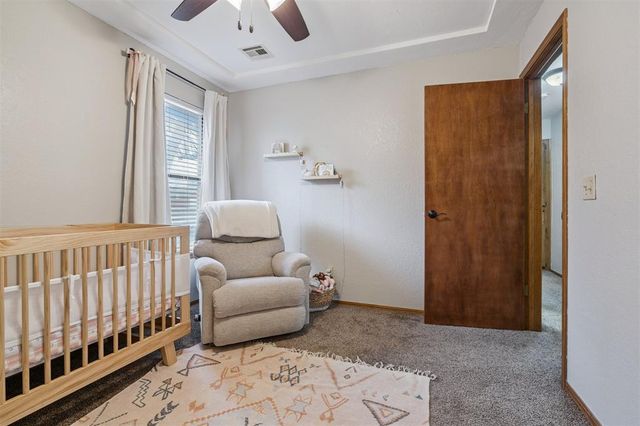 939 W Ridgehaven Way, Mustang, OK 73064