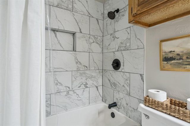 939 W Ridgehaven Way, Mustang, OK 73064