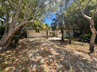 5930 SW 80th Street 5930, South Miami, FL 33143
