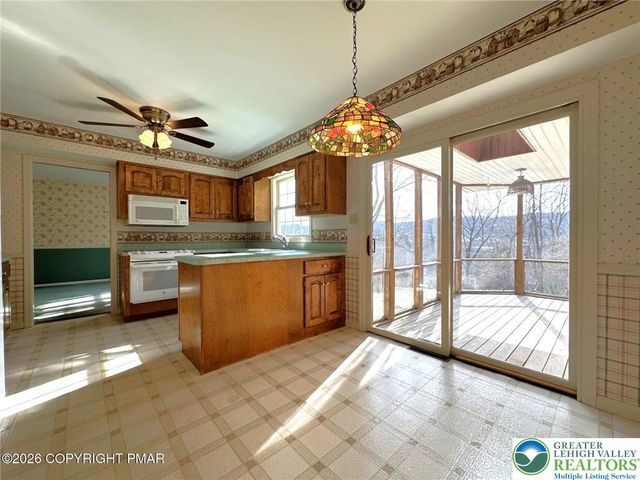 348 Wedgewood Drive, Palmer Twp, PA 18045