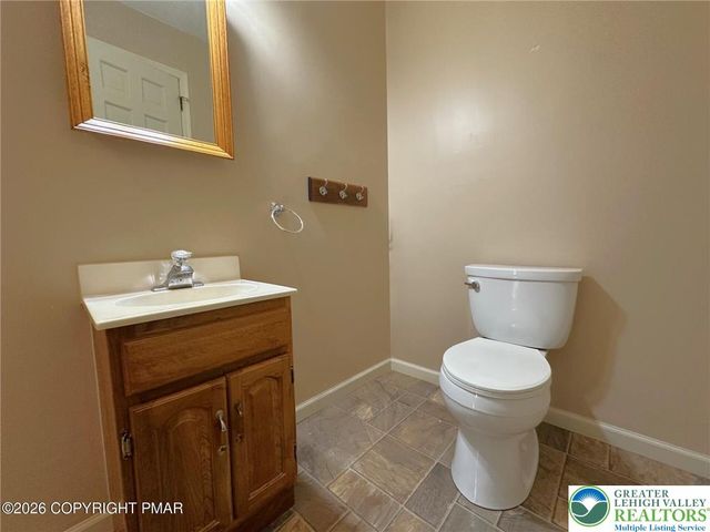 348 Wedgewood Drive, Palmer Twp, PA 18045