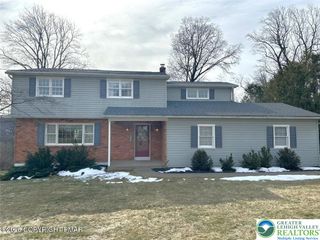 348 Wedgewood Drive, Palmer Twp, PA 18045