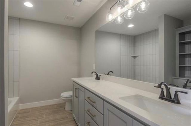 1305 Mulberry Street, Pleasant Hill, MO 64080