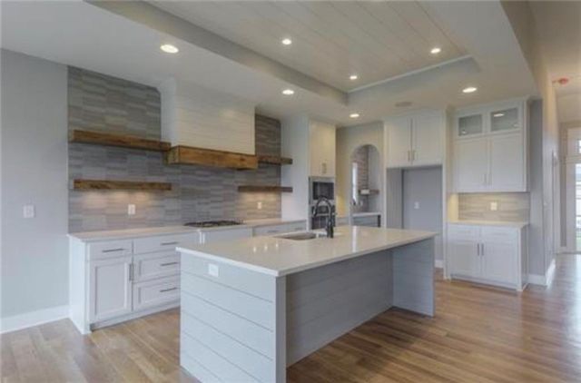 1305 Mulberry Street, Pleasant Hill, MO 64080