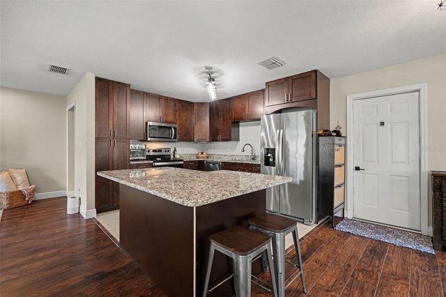 2209 SHERBROOK DRIVE, Valrico, FL 33594