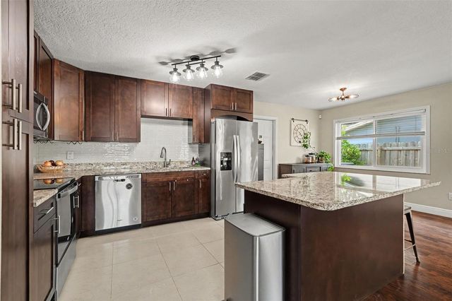 2209 SHERBROOK DRIVE, Valrico, FL 33594