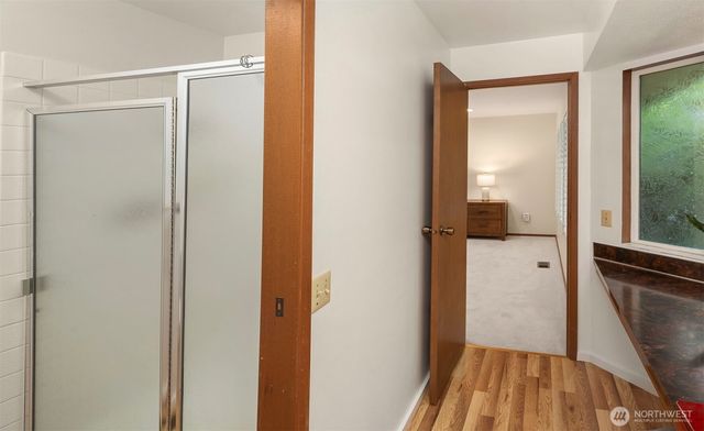 14130 SE 49th Place, Bellevue, WA 98006