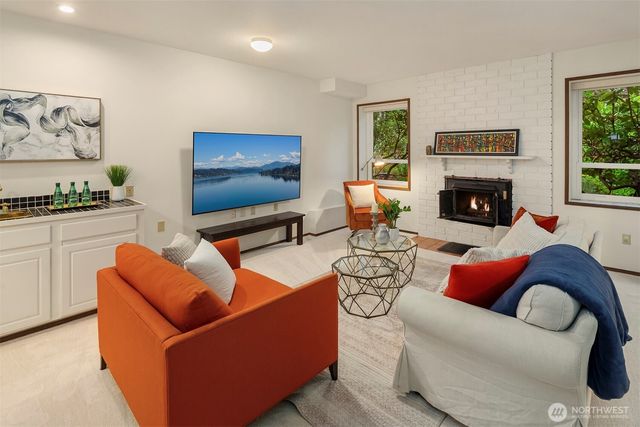 14130 SE 49th Place, Bellevue, WA 98006