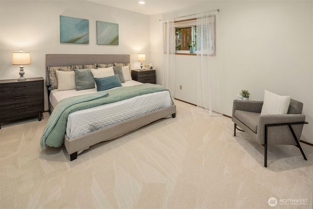 14130 SE 49th Place, Bellevue, WA 98006