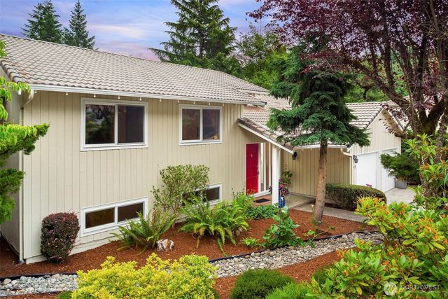 14130 SE 49th Place, Bellevue, WA 98006