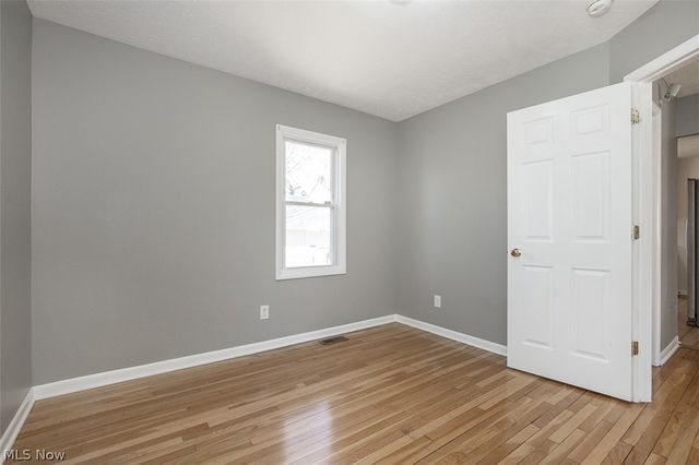 20021 Green Oak Drive, Euclid, OH 44117