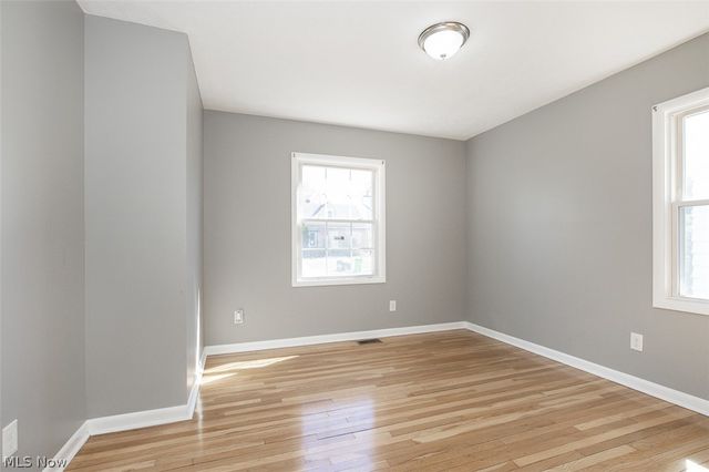 20021 Green Oak Drive, Euclid, OH 44117