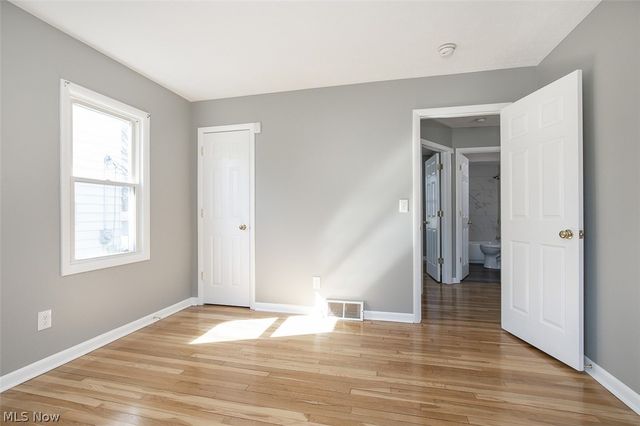 20021 Green Oak Drive, Euclid, OH 44117