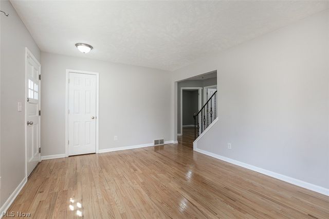 20021 Green Oak Drive, Euclid, OH 44117