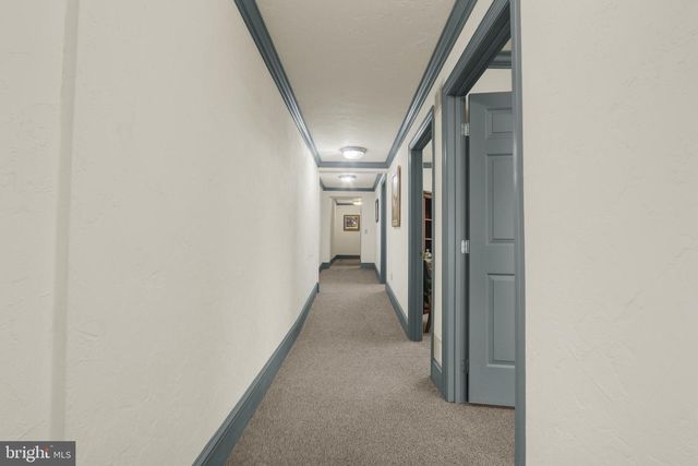 209 BROADWAY, Hanover, PA 17331