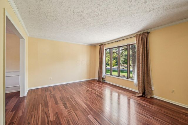 1118 Ravine Ridge Drive, Columbus, OH 43085