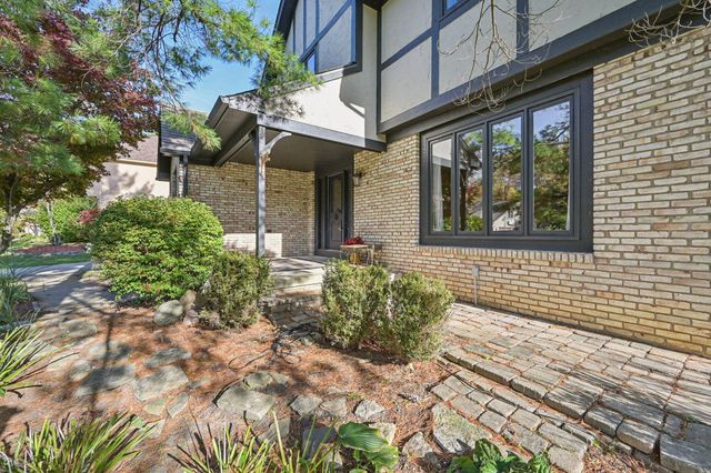 1118 Ravine Ridge Drive, Columbus, OH 43085