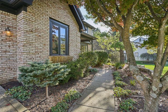 1118 Ravine Ridge Drive, Columbus, OH 43085