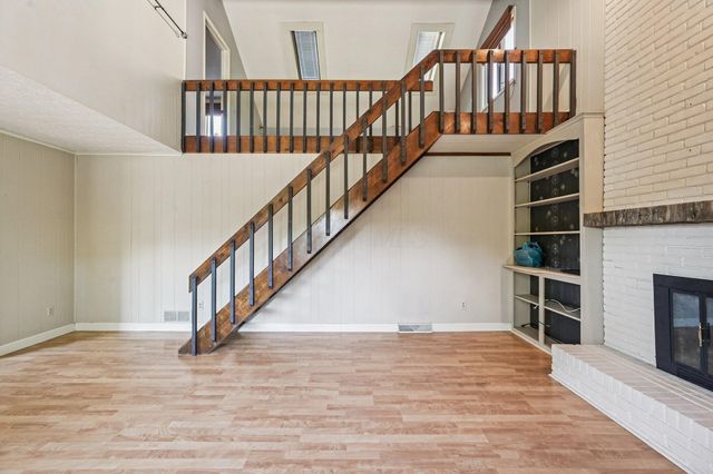 1118 Ravine Ridge Drive, Columbus, OH 43085