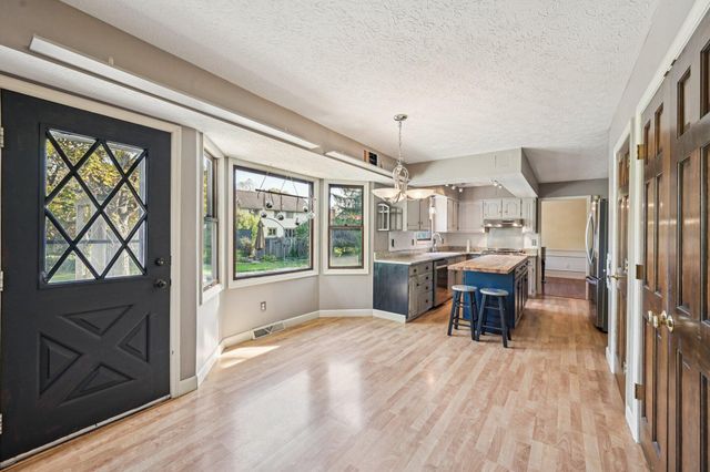 1118 Ravine Ridge Drive, Columbus, OH 43085