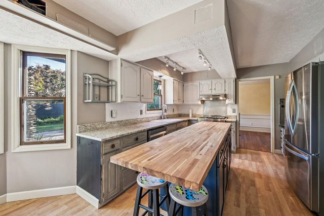 1118 Ravine Ridge Drive, Columbus, OH 43085