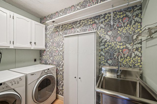 1118 Ravine Ridge Drive, Columbus, OH 43085