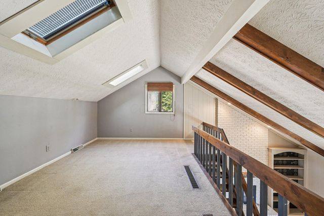 1118 Ravine Ridge Drive, Columbus, OH 43085