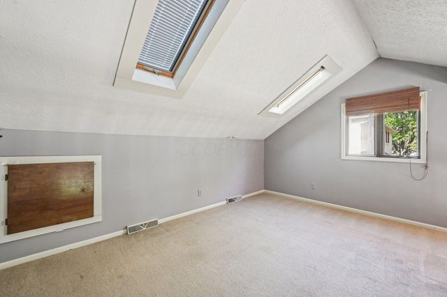 1118 Ravine Ridge Drive, Columbus, OH 43085