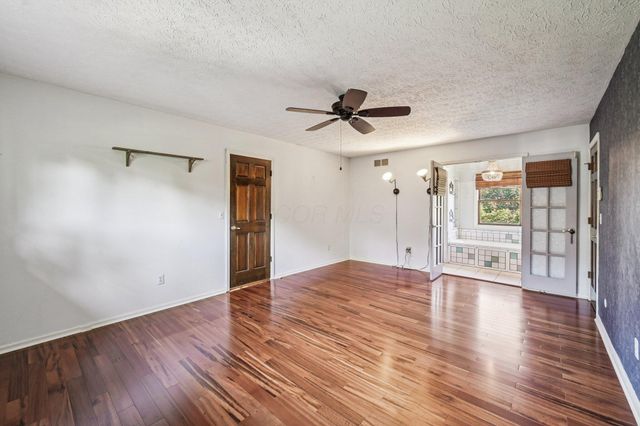 1118 Ravine Ridge Drive, Columbus, OH 43085