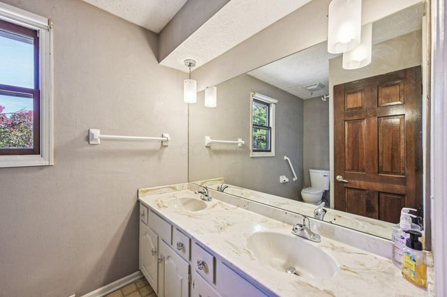 1118 Ravine Ridge Drive, Columbus, OH 43085