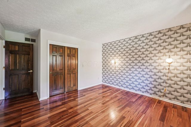 1118 Ravine Ridge Drive, Columbus, OH 43085