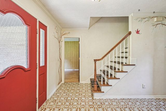 1118 Ravine Ridge Drive, Columbus, OH 43085