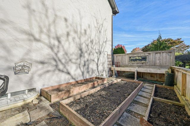 1118 Ravine Ridge Drive, Columbus, OH 43085