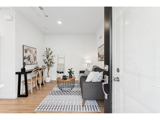 3627 Sw 209th Ave, Hillsboro, OR 97123