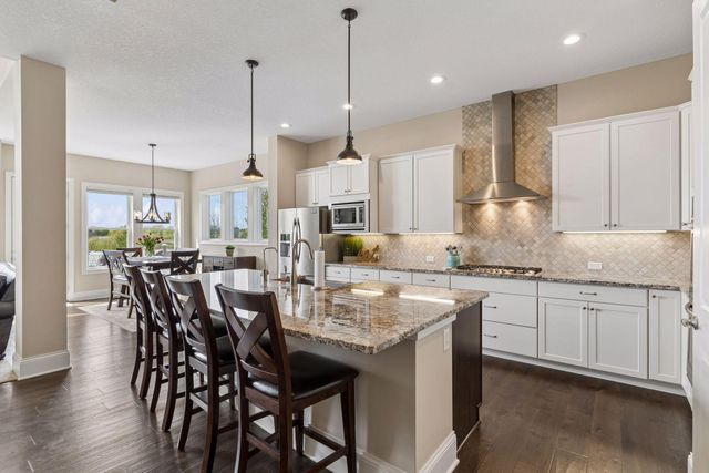 6025 Kimberly Lane N, Plymouth, MN 55446