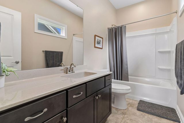 6025 Kimberly Lane N, Plymouth, MN 55446